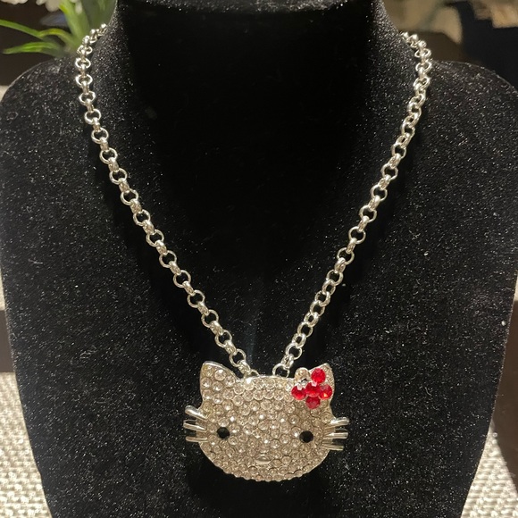NWOT Rhinestone Hello Kitty Necklace/Brooch - Picture 4 of 4